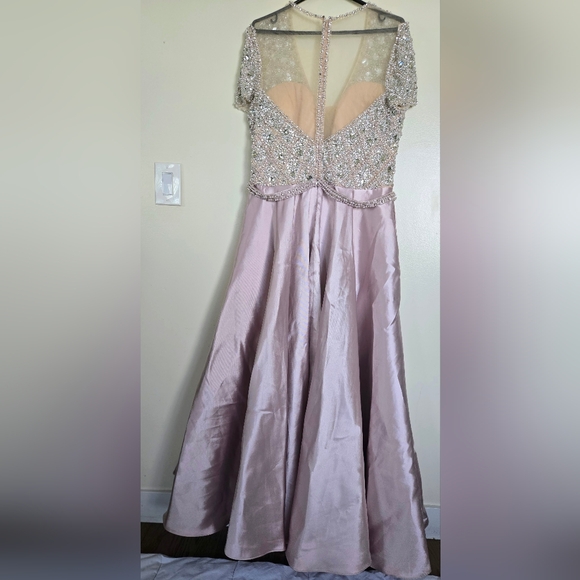 Amelia Couture Ballgown Dress Elegant Rose Gold Size 16 - Picture 5 of 11